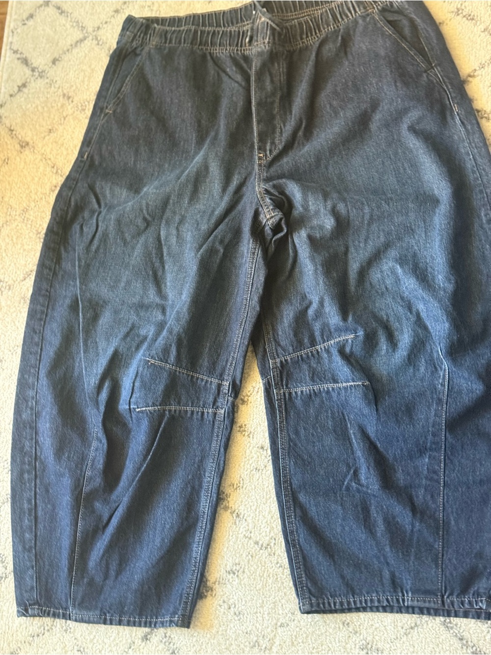 Women’s Pull-On Barrel Jean